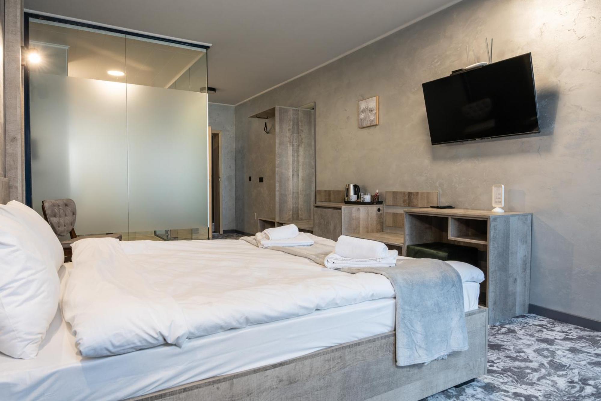Rcr Einstein Studios 2 София Экстерьер фото